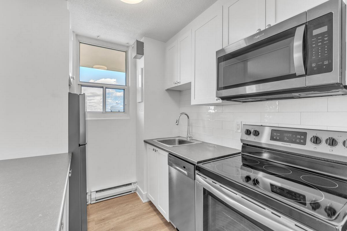 175 Park Street - Photo 3 of 23