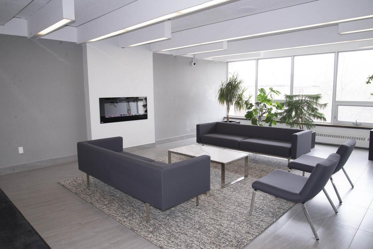 84 Runnymede Road - Photo 6 of 11