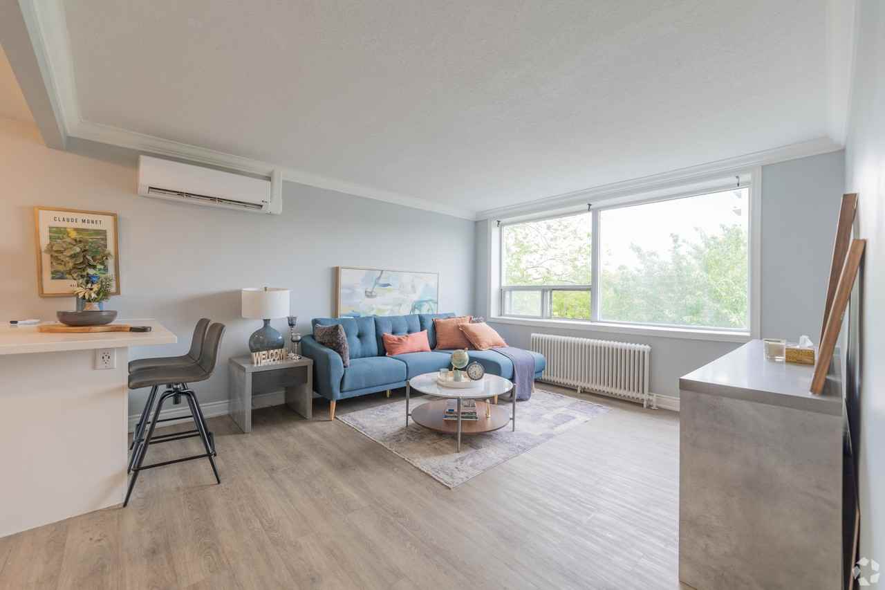 335 Melvin Avenue - Photo 3 of 12