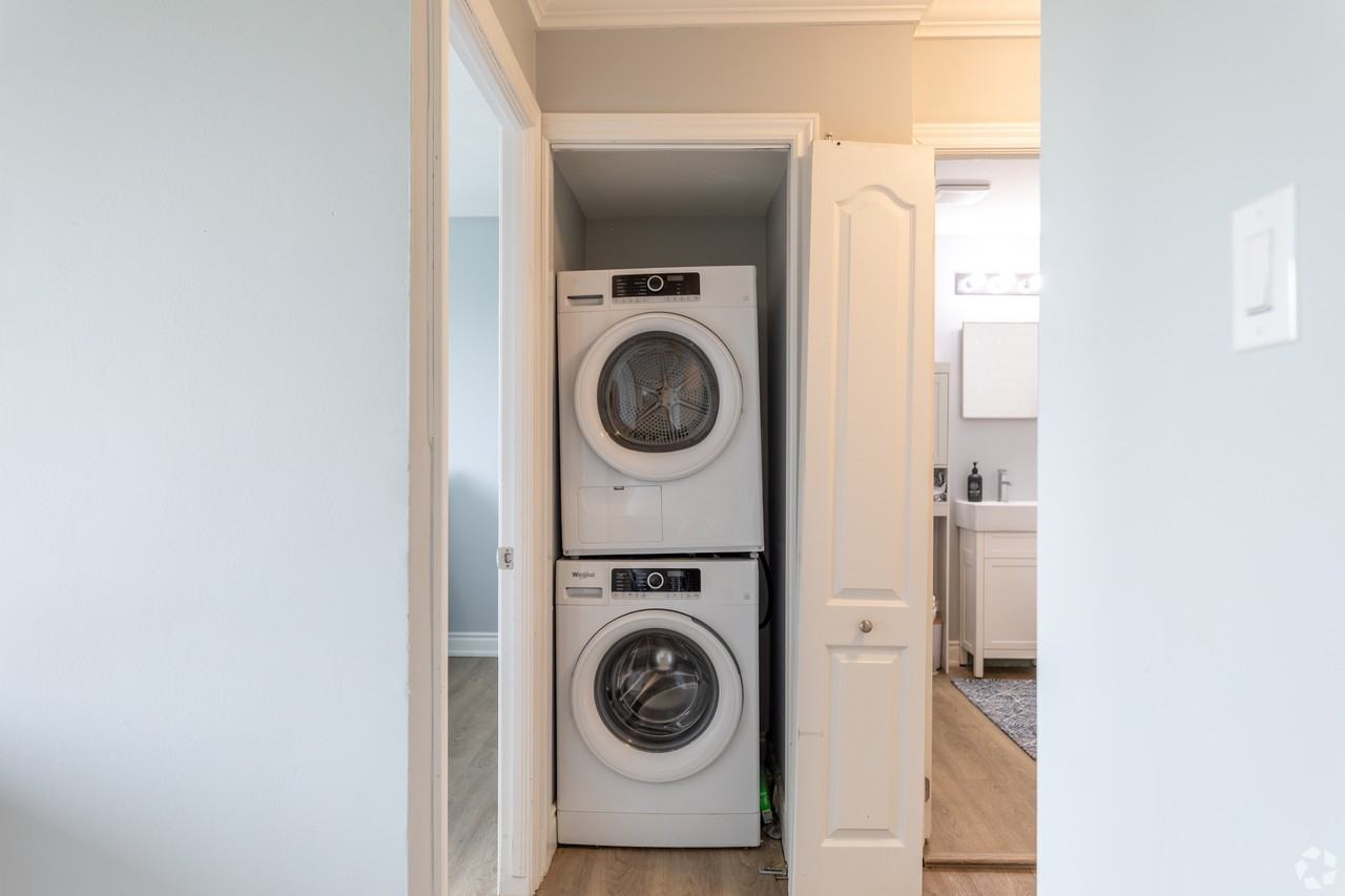 335 Melvin Avenue - Photo 4 of 12