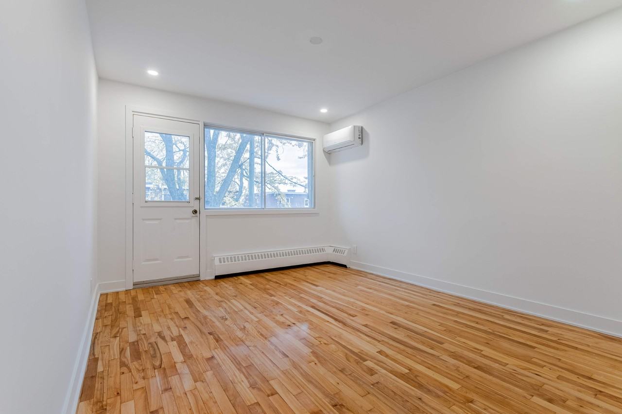 9337 Francoeur - Photo 7 of 26