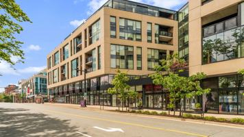 featured image of 1511 Queen St