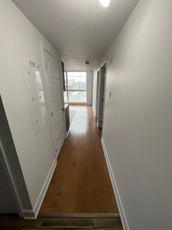 7070 Cote Saint Luc Road - Photo 5 of 25