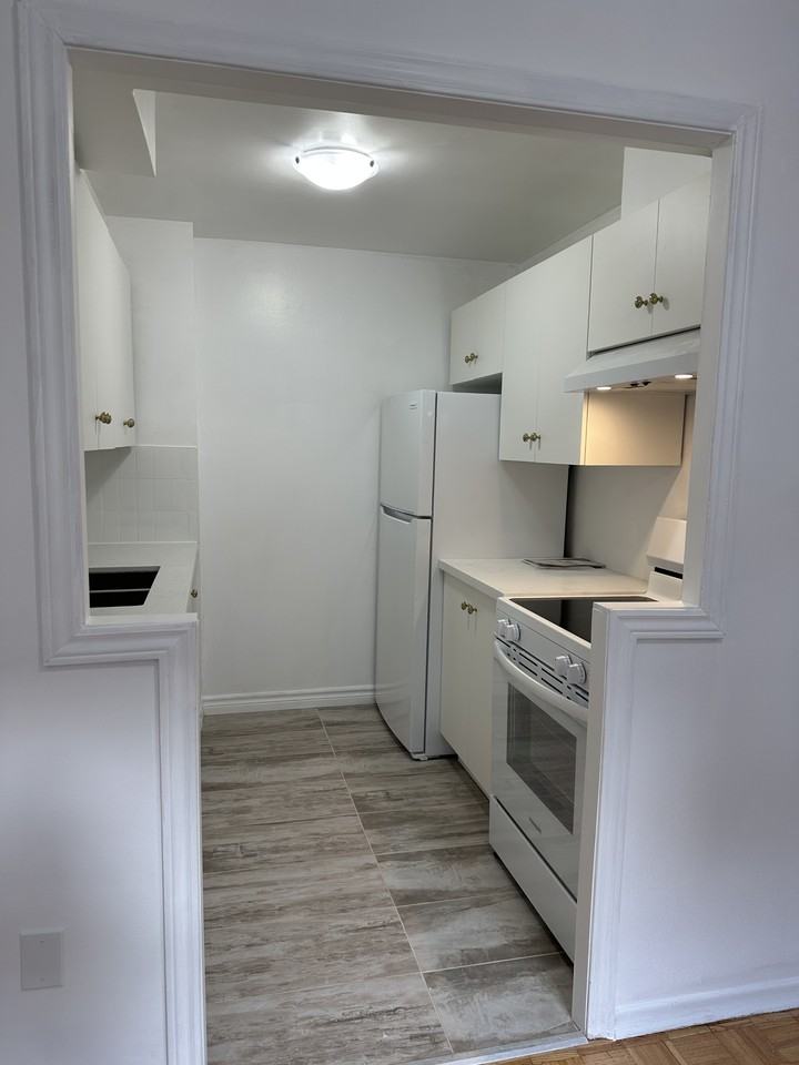 80 Montclair Avenue - Photo 2 of 7