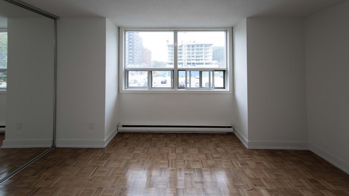 490 Nelson Avenue - Photo 7 of 24