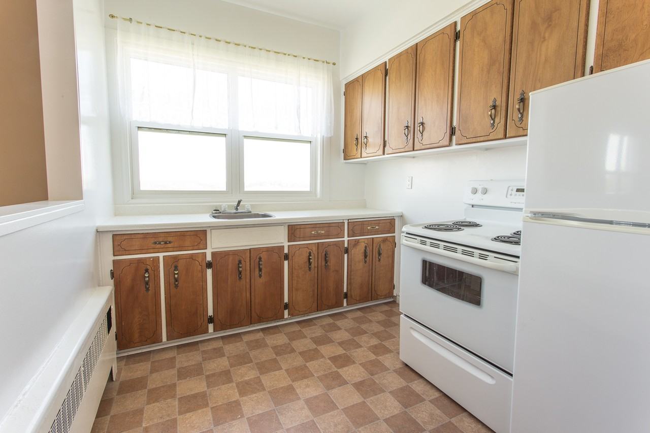 Hillcrest Place - Photo 5 of 11