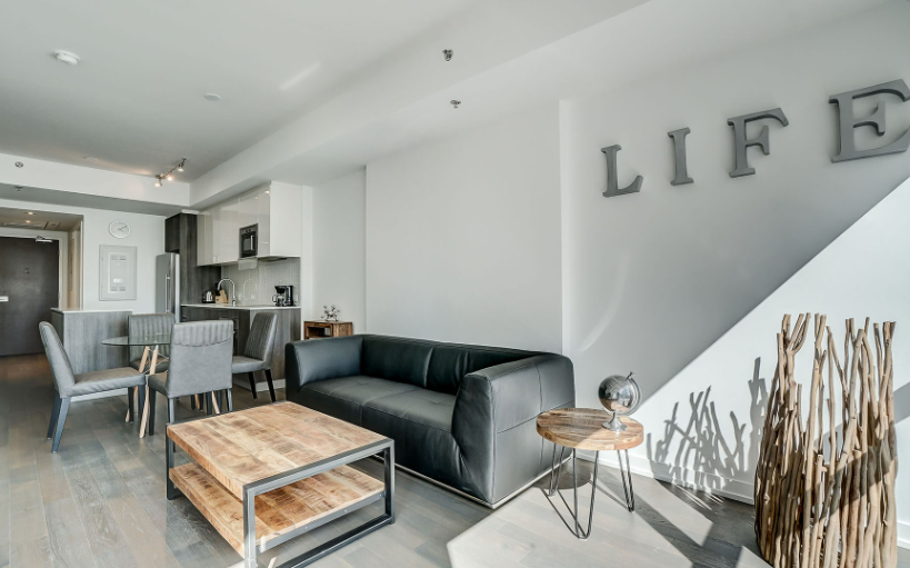 The Slater - Photo 2 of 16