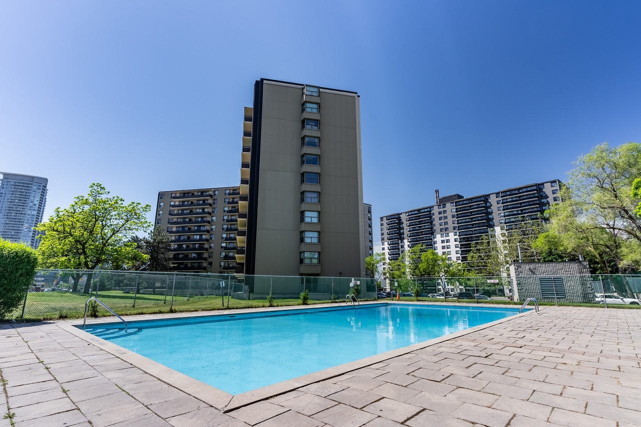 34 Leith Hill Rd - Photo 5 of 24