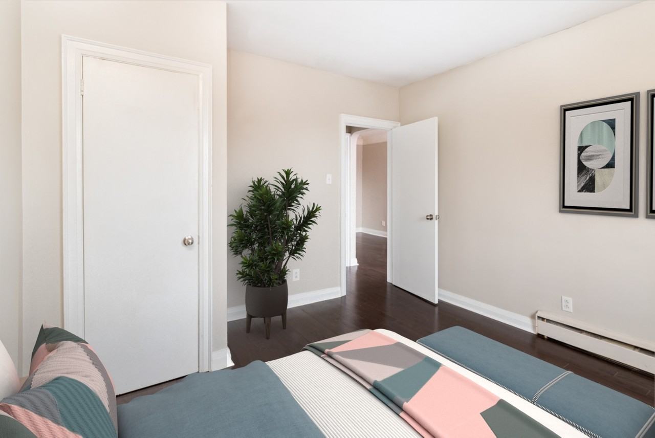 Lamoreaux Gardens - Photo 6 of 15