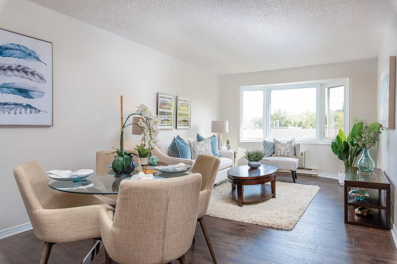 Orange Manor Apartments - Photo 4 of 11