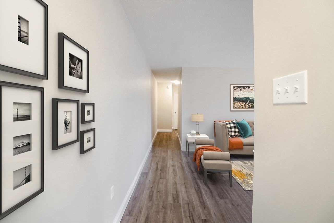 King Suites - Photo 5 of 18