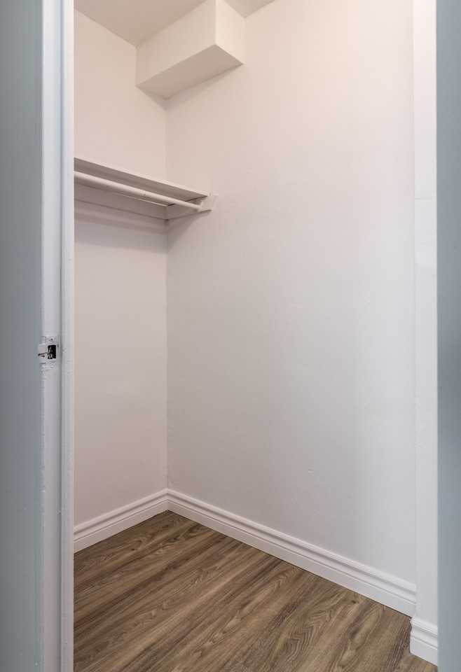 Westdale Apartments - Photo 7 of 8