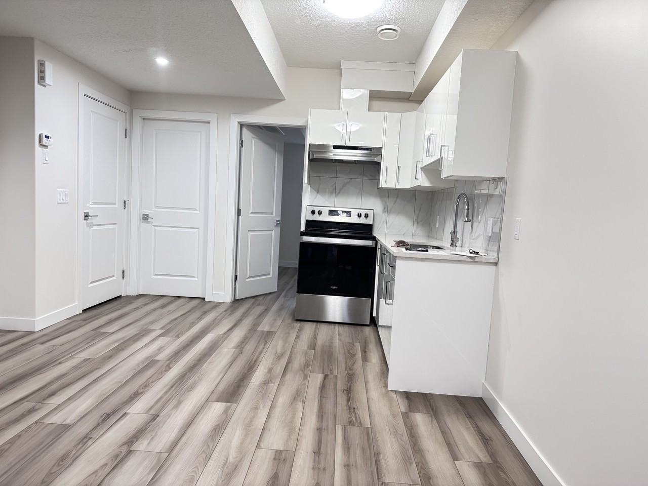 Alwood Point - Photo 4 of 25