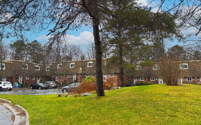 Glenforest, Willet, Willowbend - Photo 2 of 13