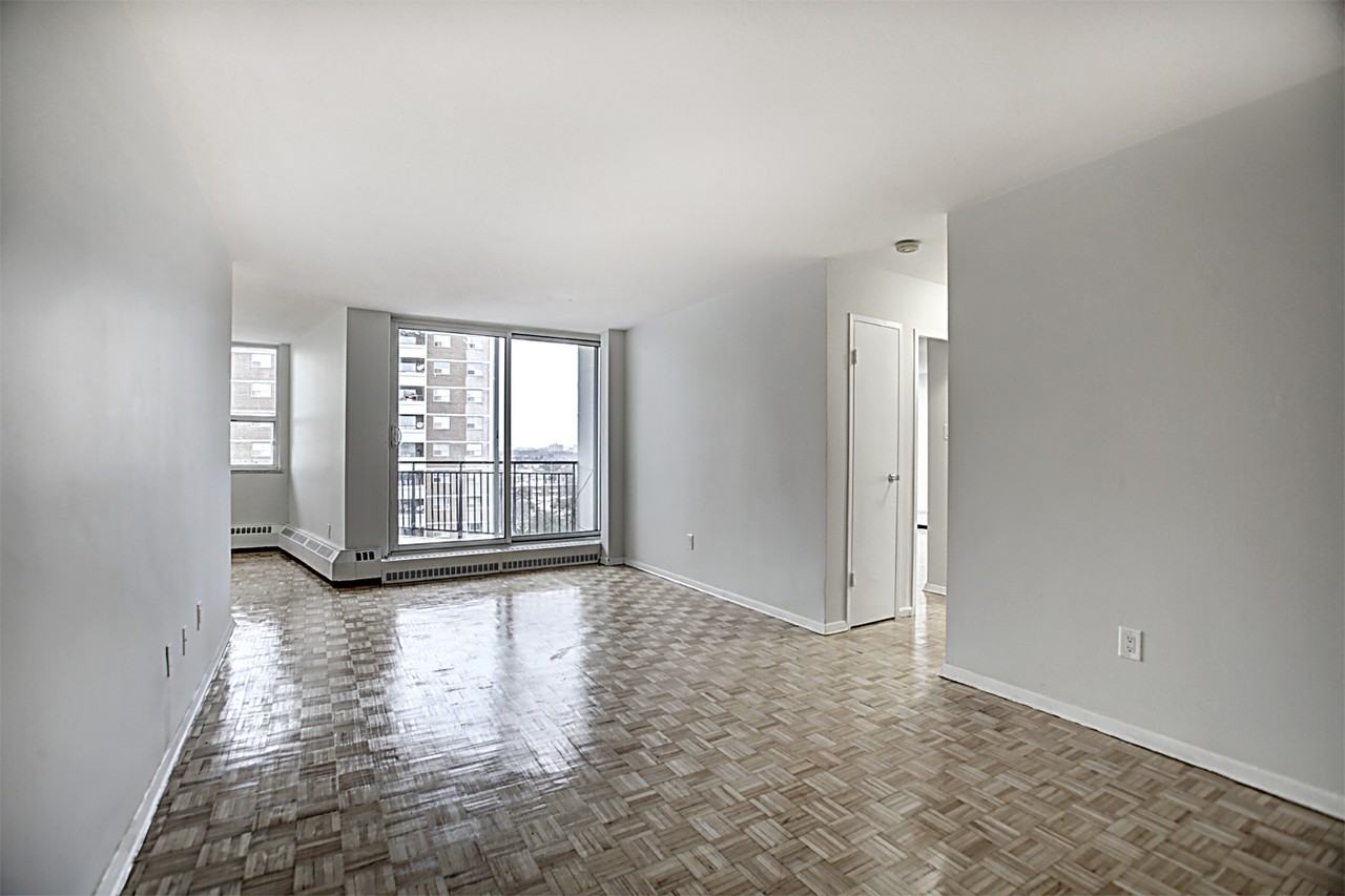 10 Yorkwoods Gate - Photo 5 of 26