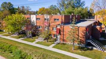 featured image of 1200 Molson St