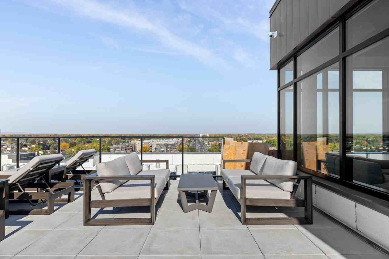 17 Hyman - Photo 7 of 27