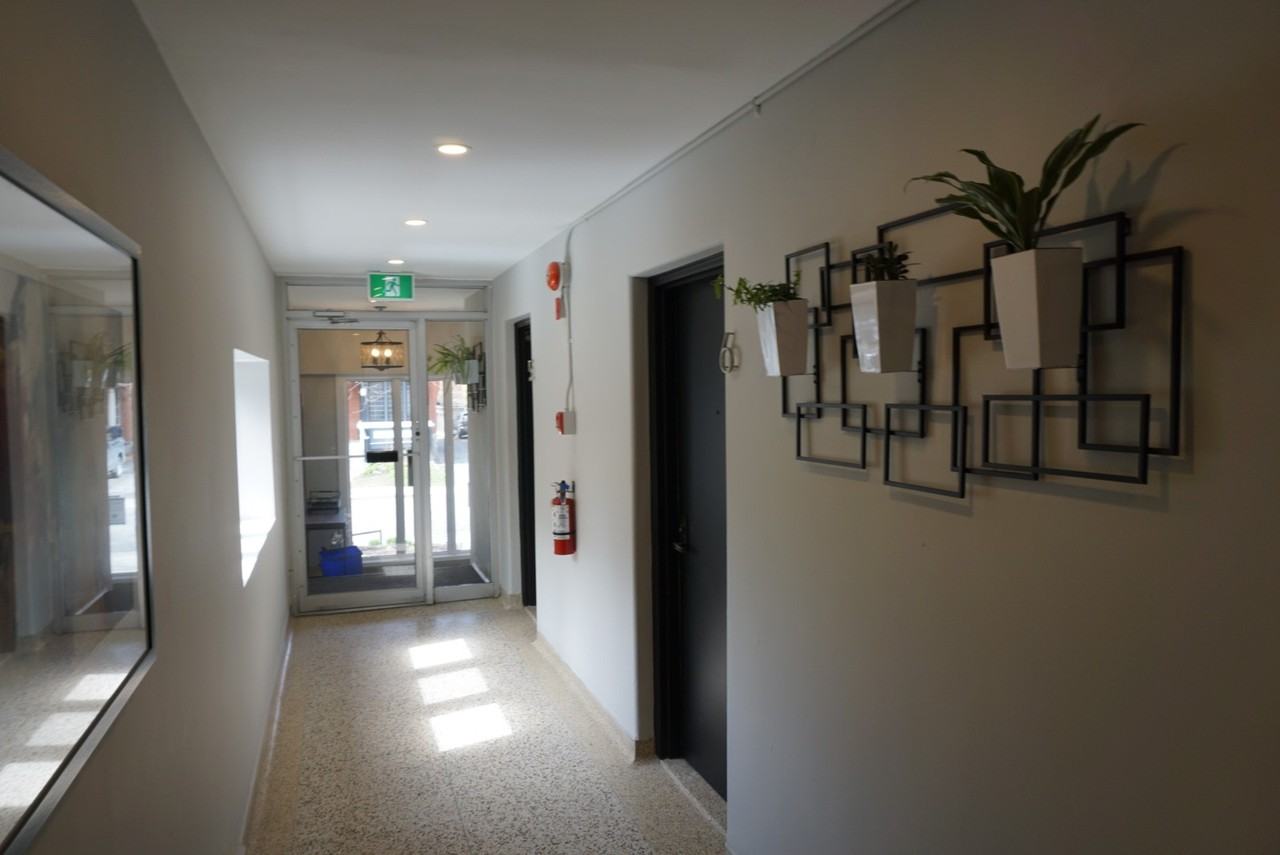 55 Sweetland Ave. - Photo 3 of 12