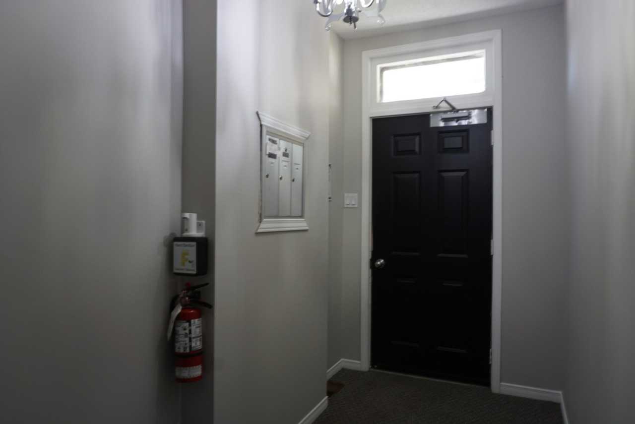 60 Russell Ave. - Photo 2 of 5