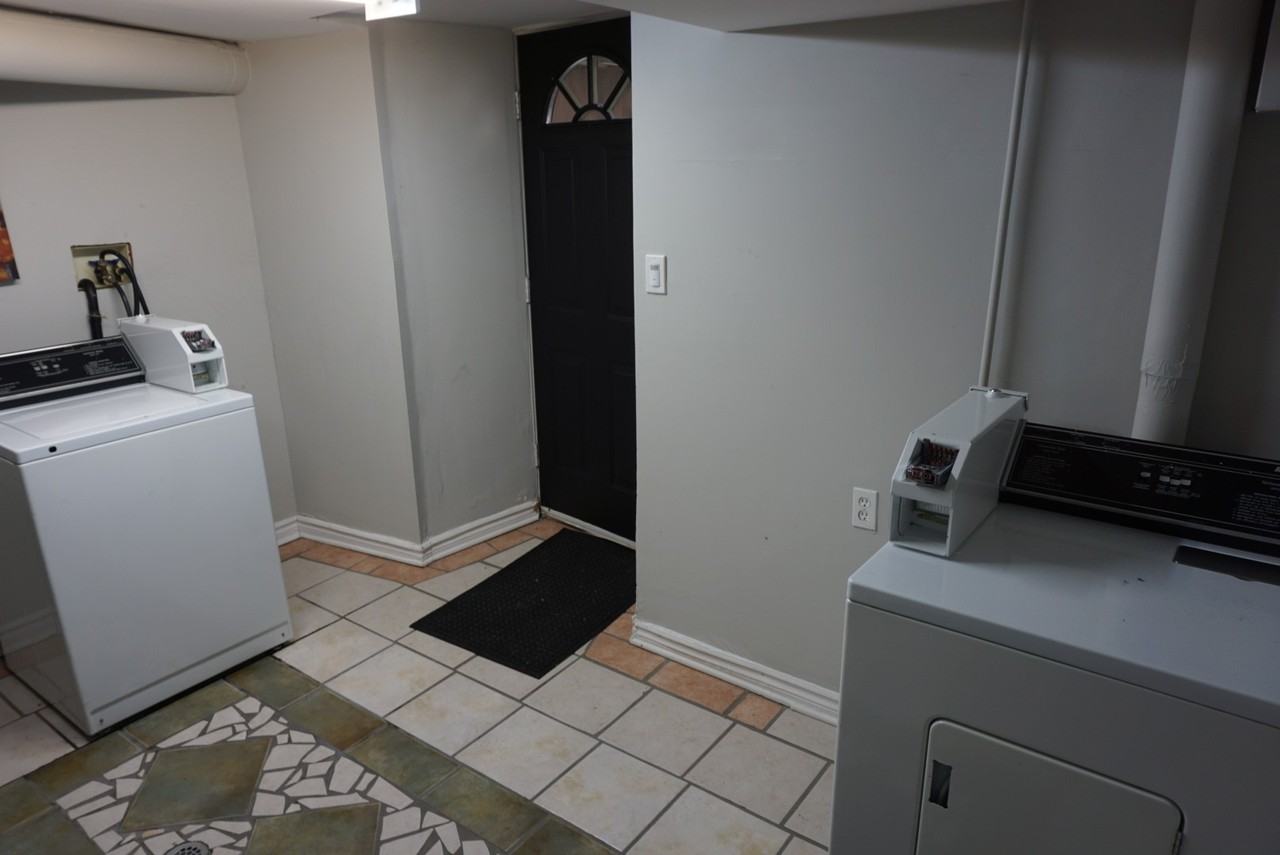 377 Stewart St - Photo 5 of 5