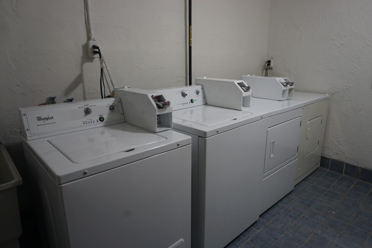 729 Cooper St. - Photo 3 of 4