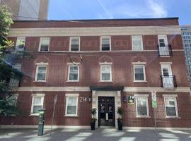 featured image of 214 Gloucester St