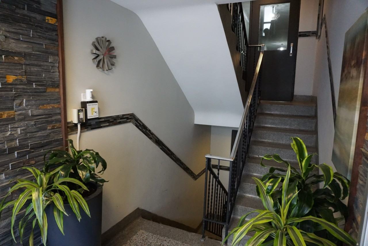 188 Lisgar St. - Photo 4 of 9