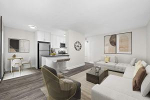 featured image of 504 Glenelm Cres