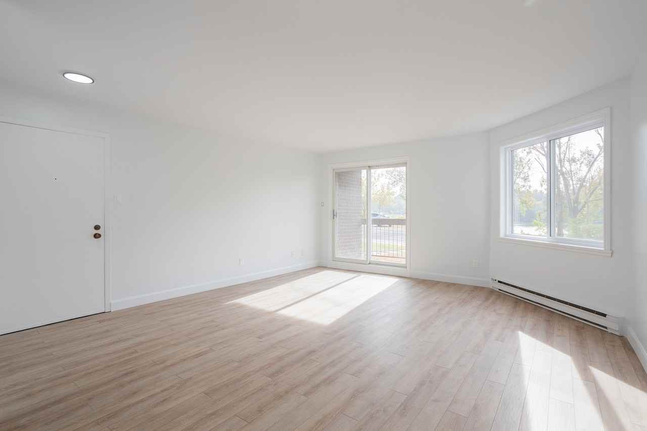 25-35 Chemin Richelieu - Photo 3 of 15