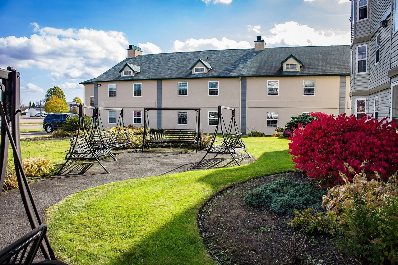 112 Murphy - Photo 3 of 18