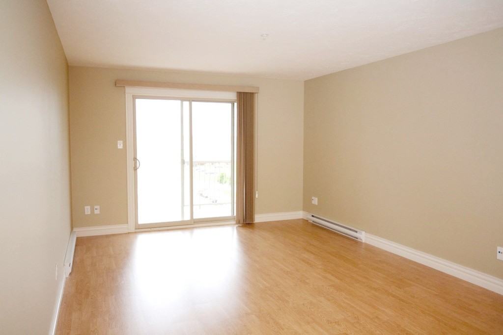 100 Marche - Photo 7 of 23