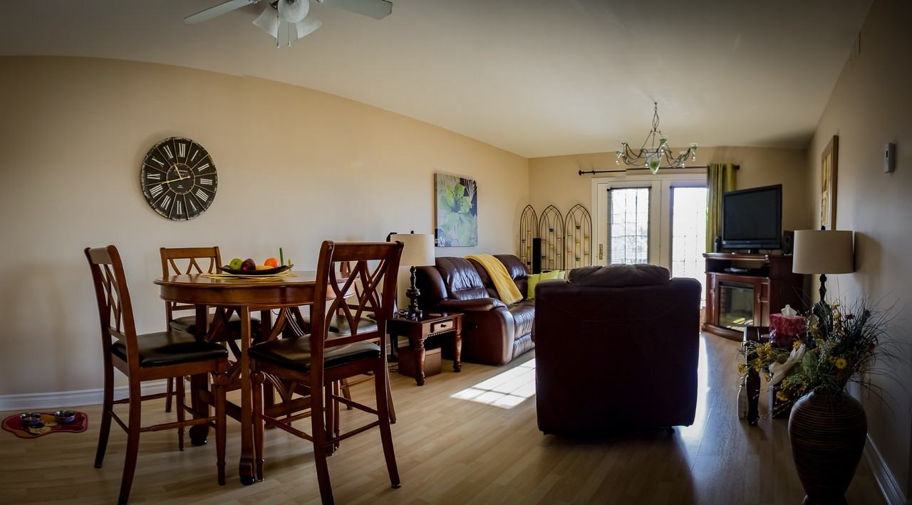 715 & 735 Laurier Street - Photo 4 of 6