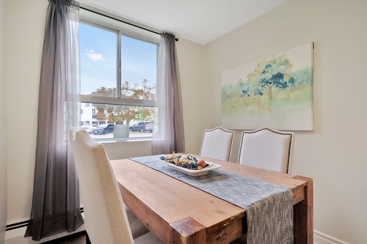 55 Woolley Street - Photo 6 of 12