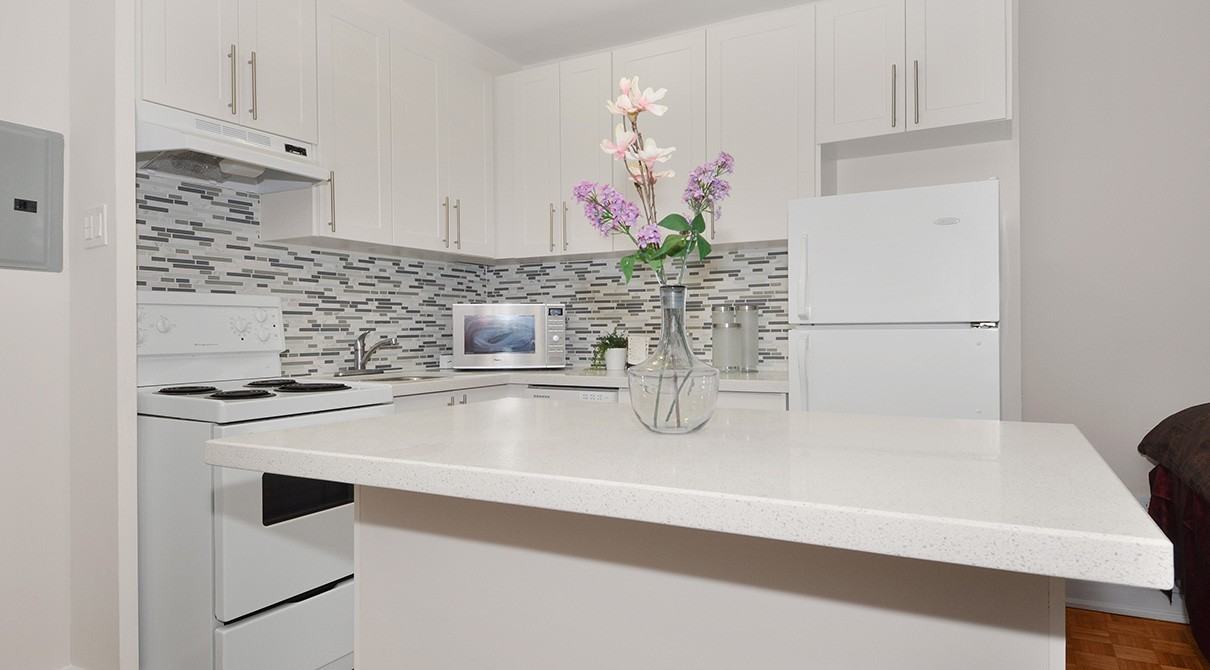 153 St. George - Photo 5 of 7