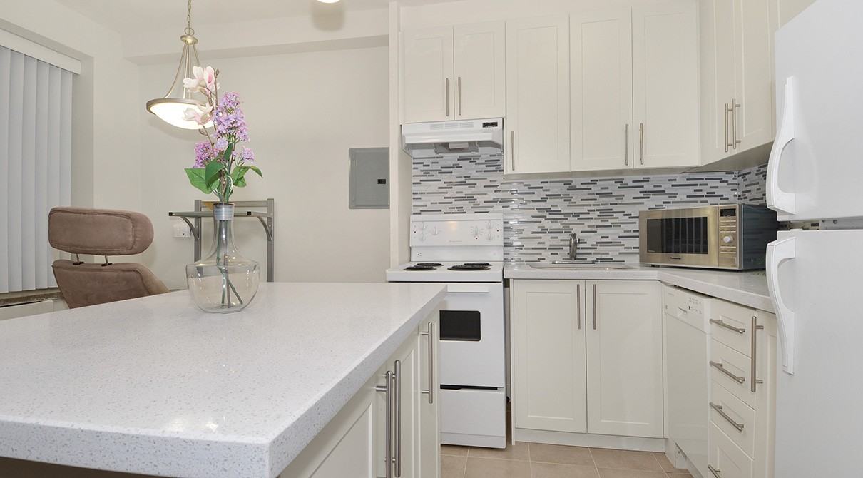 153 St. George - Photo 6 of 7