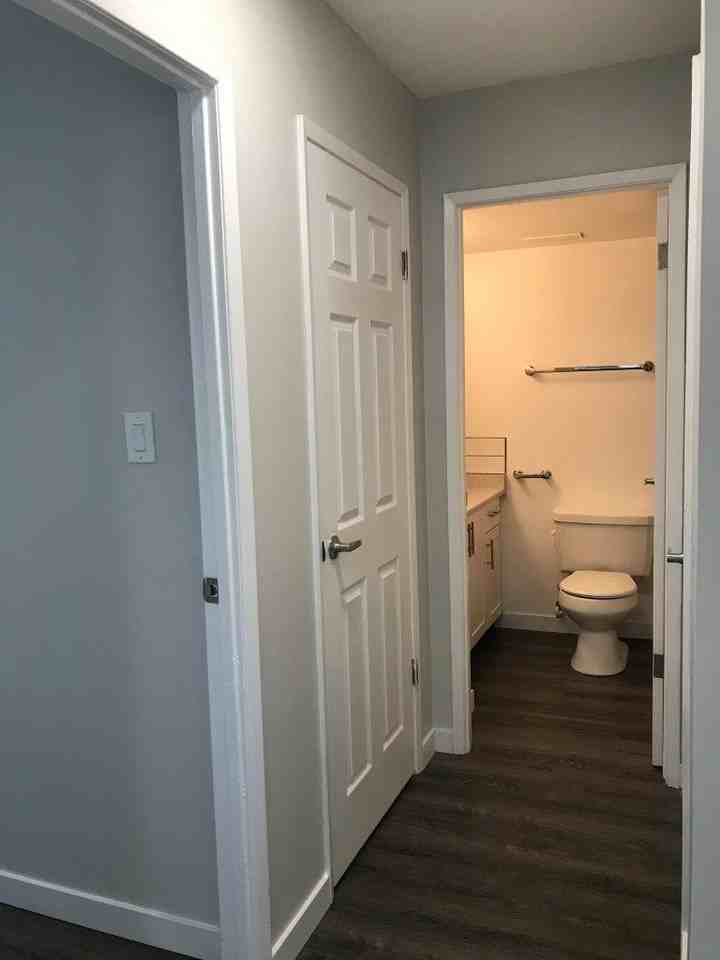 Central Towers - Photo 3 of 17