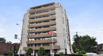 featured image of 445 Eglinton Ave E