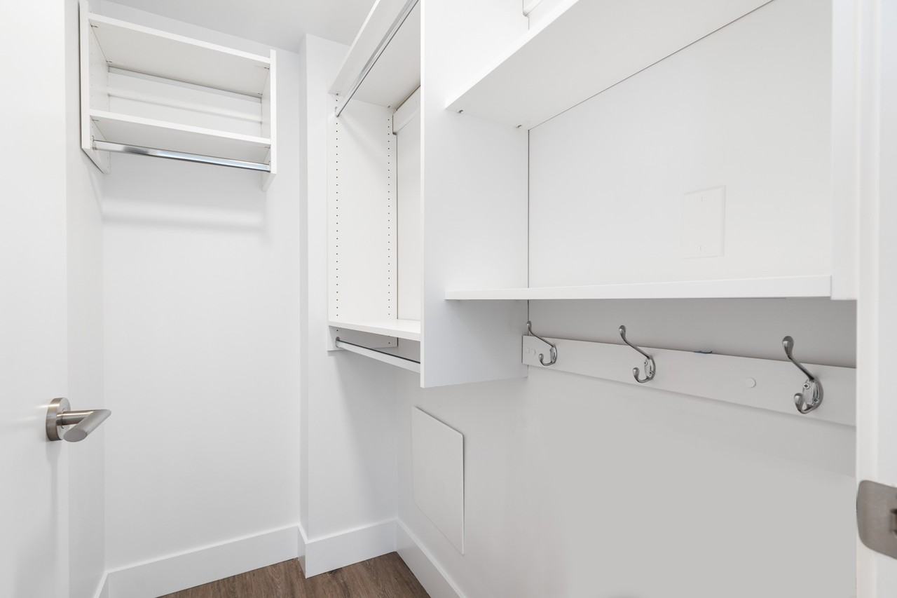 The Lonsdale - Photo 2 of 40