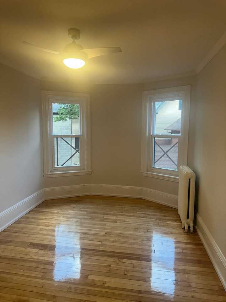 Maclaren & Macdonald - Photo 4 of 7