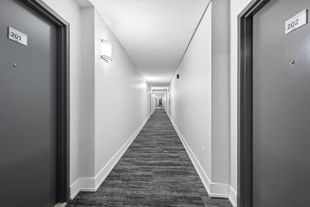 18 Steeles Avenue, East - Photo 3 of 25