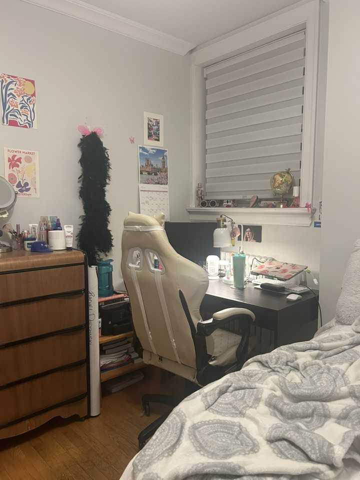 235 Charlotte St - Photo 2 of 9