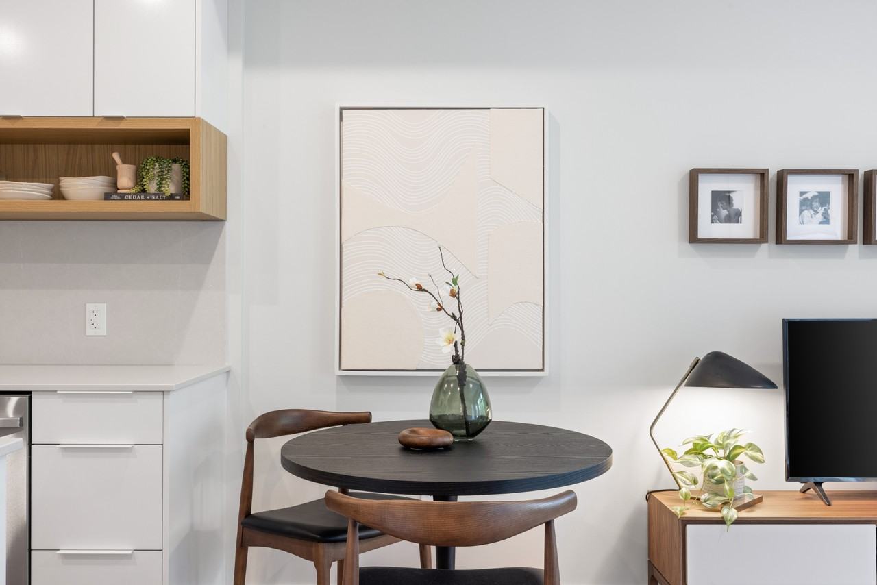 Melody - Photo 4 of 16