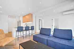 The Mile-End - Douek.ca - Photo 1 of 1