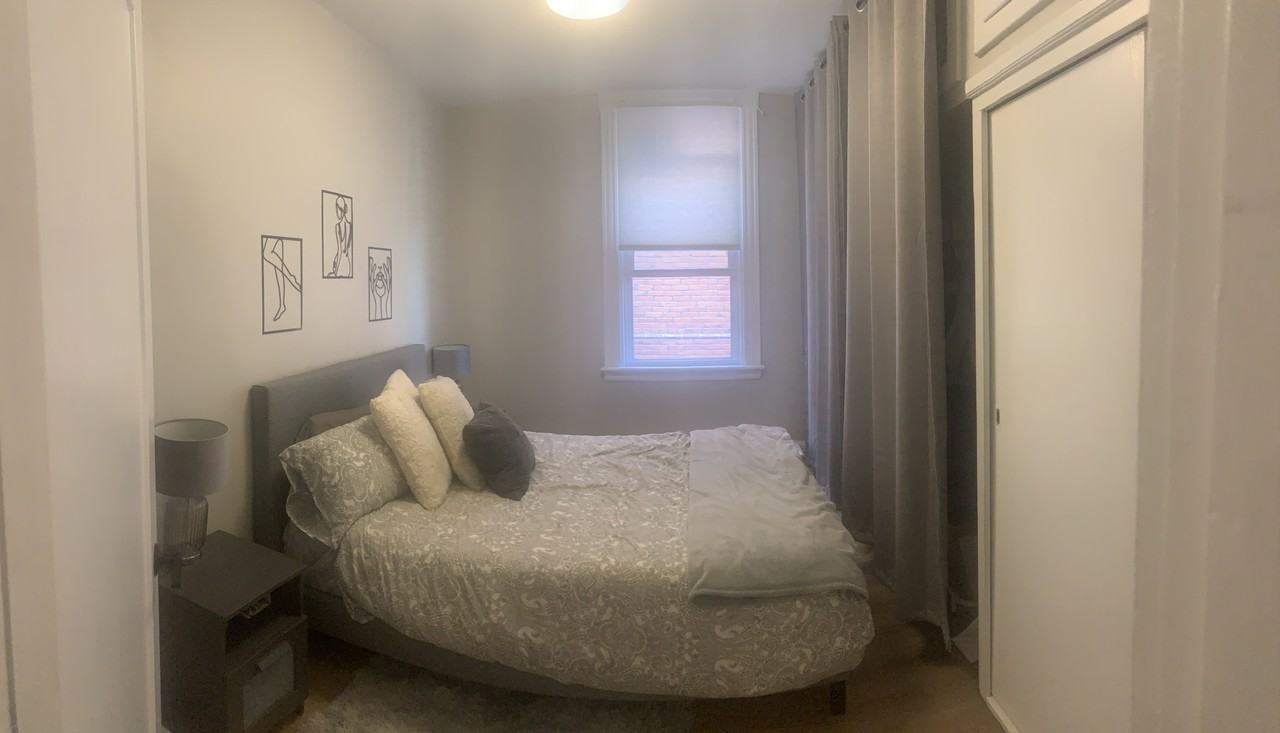 219 Stinson St., Main Floor Unit - Photo 5 of 17