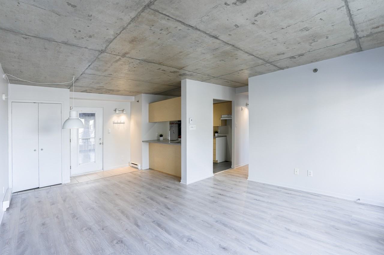 325, rue de Saint-Vallier - Photo 6 of 30