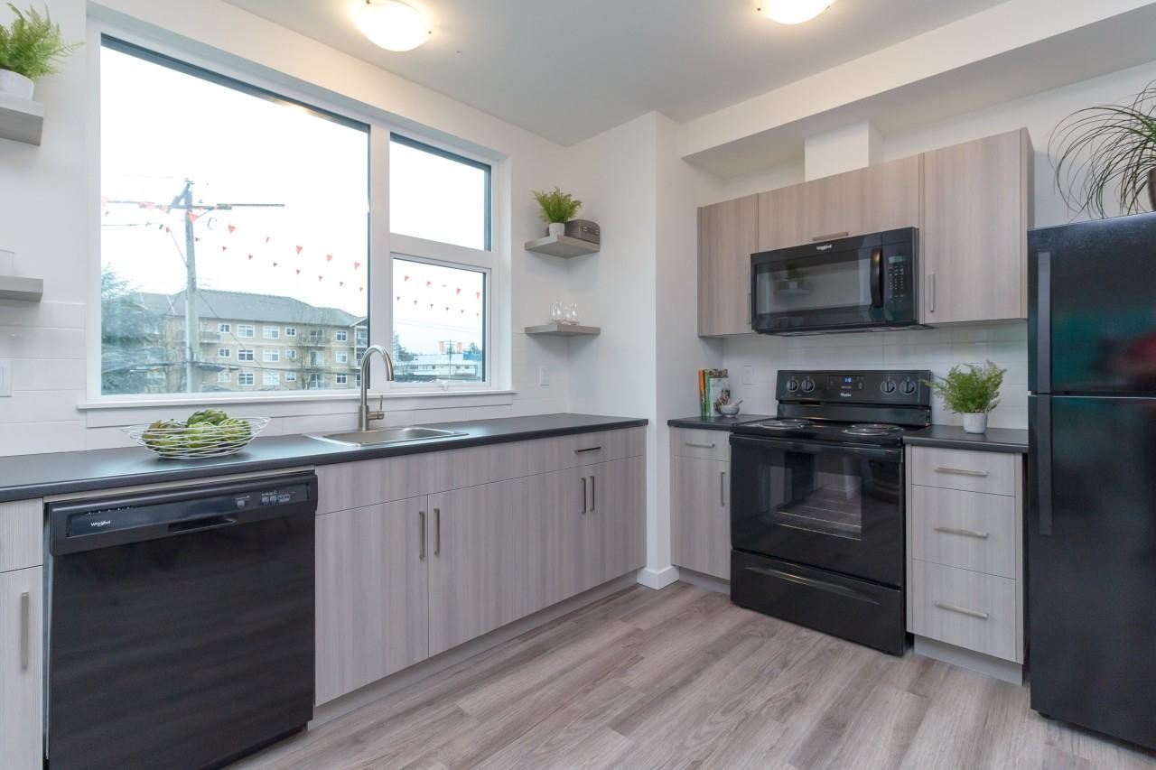 Peatt Commons 2 - Photo 3 of 9