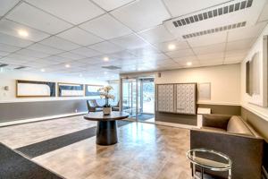 featured image of 10 Stanton St