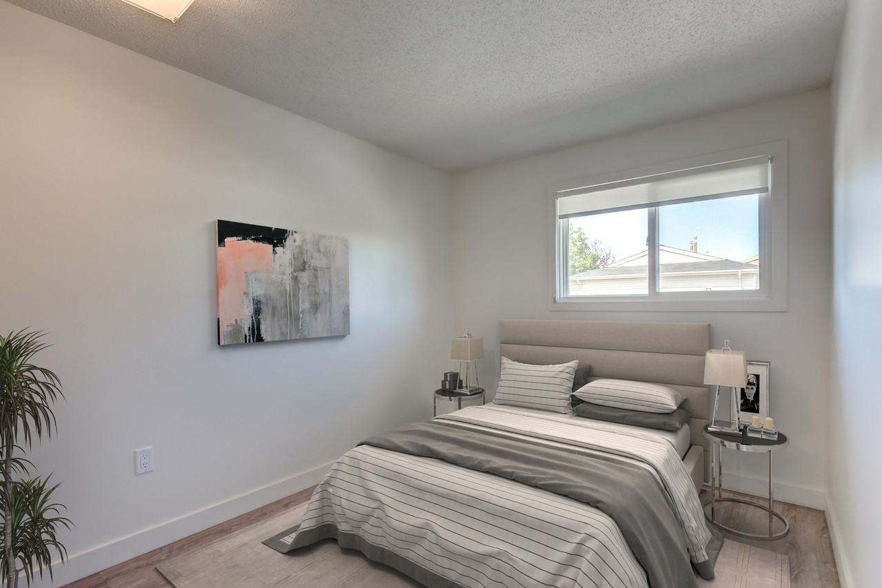 Radisson Village II - Photo 6 of 13