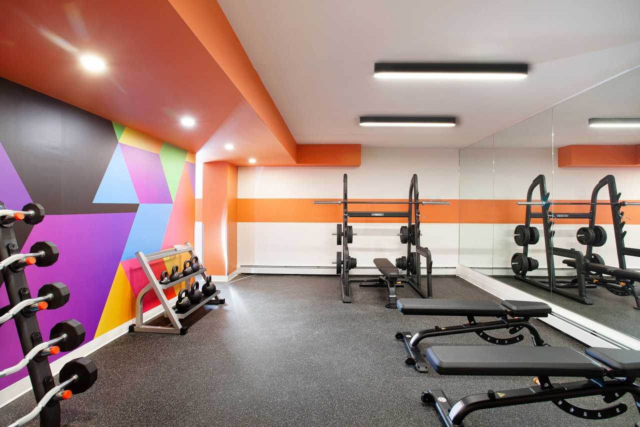 Skygate Tower - Photo 5 of 17