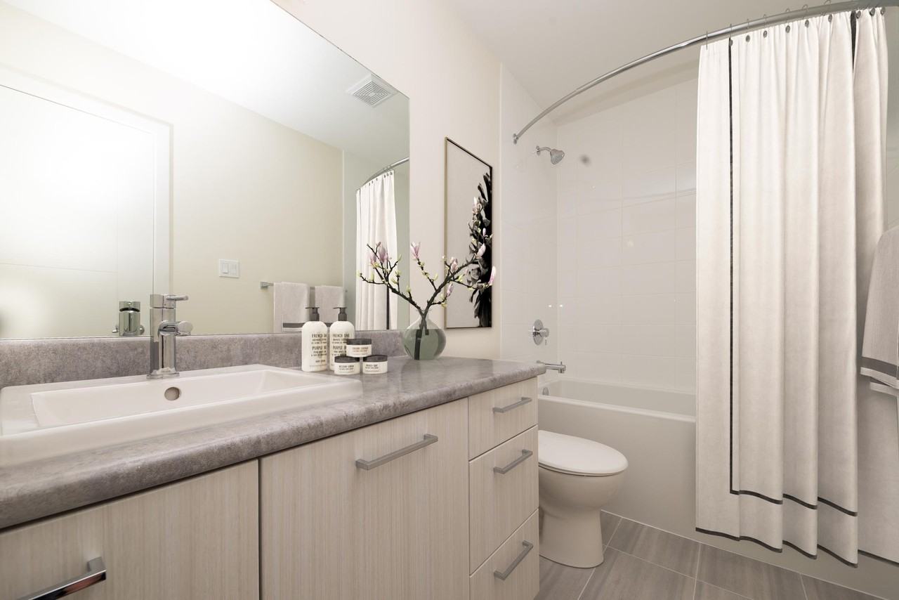 Riverbend Village Apartments - Photo 4 of 9